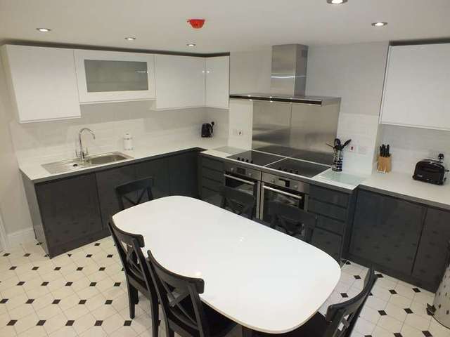  Image of 1 bedroom Detached house to rent in Jesse Terrace Reading RG1 at Reading Berkshire Reading, RG1 7RS