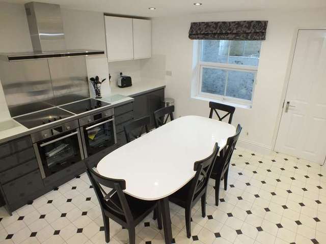  Image of 1 bedroom Detached house to rent in Jesse Terrace Reading RG1 at Reading Berkshire Reading, RG1 7RS