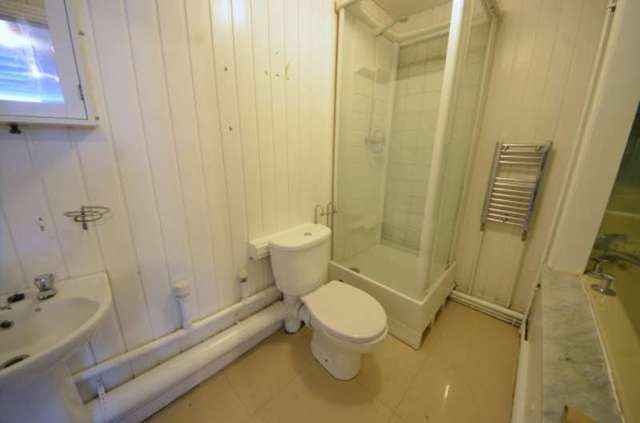  Image of 2 bedroom Apartment to rent in Kember Street London N1 at Kember Street  Islington, N1 1BF
