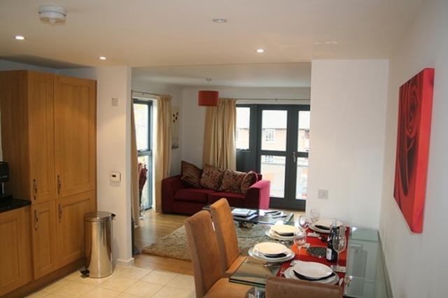  Image of 3 bedroom Flat to rent in Kenninghall Road London E5 at Kenninghall Road  Stoke Newington, E5 8BY