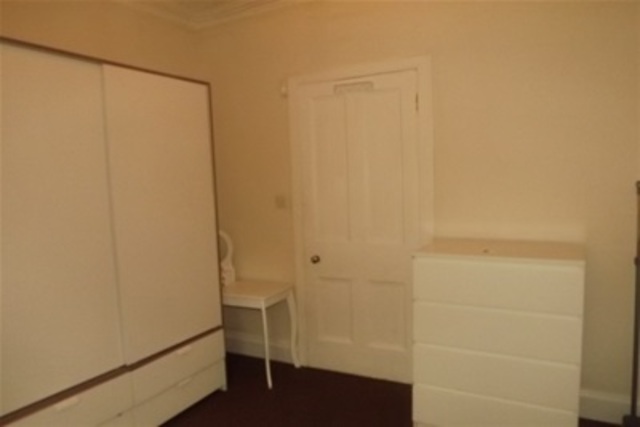  Image of 1 bedroom Flat to rent in Kilnholm Street Newmilns KA16 at Newmilns East Ayrshire East Ayrshire, KA16 9HD