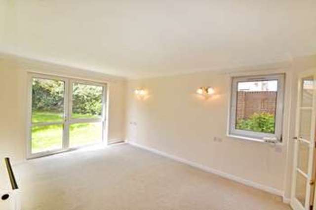 Image of 1 bedroom Retirement Property for sale in Ewell Road Surbiton KT6 at 187 Ewell Road  Surbiton, KT6 6AZ