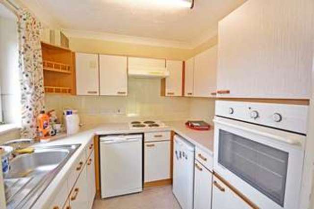  Image of 1 bedroom Retirement Property for sale in Ewell Road Surbiton KT6 at 187 Ewell Road  Surbiton, KT6 6AZ