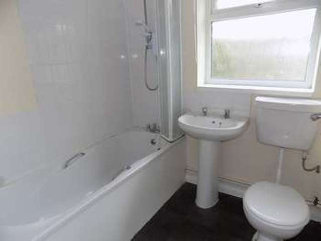  Image of 2 bedroom Semi-Detached house to rent in Kings Corner Winterton-on-Sea Great Yarmouth NR29 at Kings Corner Winterton-on-Sea Great Yarmouth, NR29 4DD