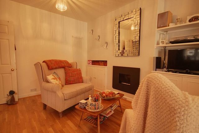  Image of 4 bedroom Semi-Detached house for sale in Kings Drive Hassocks BN6 at Kings Drive,  Hassocks,, BN6 8DY