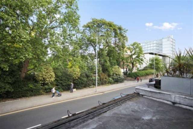  Image of 1 bedroom Property to rent in Kings Road London SW3 at London, SW3 5EL