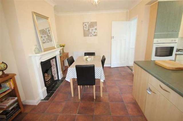  Image of 3 bedroom Semi-Detached house for sale in Kingsgate Drive Ipswich IP4 at Ipswich, IP4 4DL