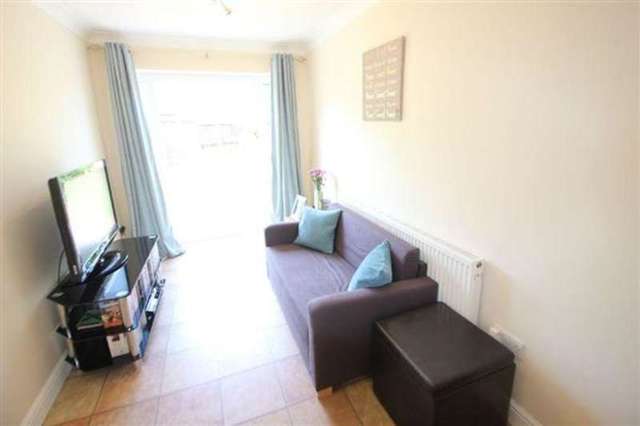  Image of 3 bedroom Semi-Detached house for sale in Kingsgate Drive Ipswich IP4 at Ipswich, IP4 4DL