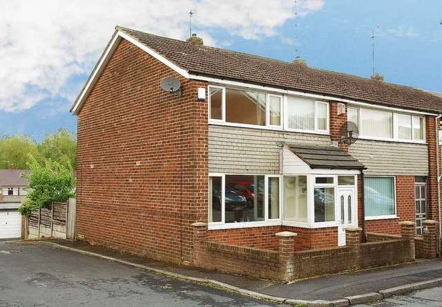  Image of 3 bedroom Town House for sale in Kingsley Drive Lees Oldham OL4 at Lees Oldham Lees, OL4 3JW
