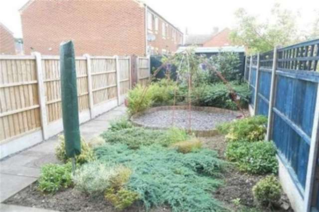  Image of 2 bedroom Property to rent in Kingsmead Stretton Burton-on-Trent DE13 at Burton-on-Trent, DE13 0FQ