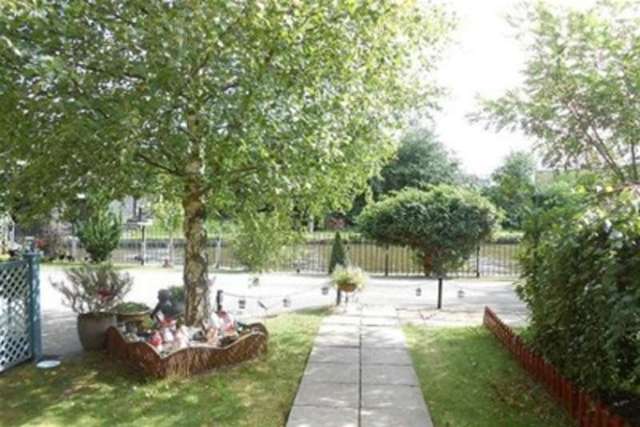  Image of 2 bedroom Property to rent in Kingsmead Stretton Burton-on-Trent DE13 at Burton-on-Trent, DE13 0FQ