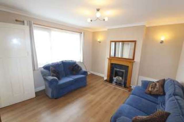  Image of 3 bedroom Semi-Detached house to rent in Kingston Avenue Wigston LE18 at Kingston Avenue  Wigston, LE18 1HN