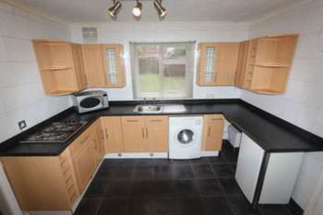  Image of 3 bedroom Semi-Detached house to rent in Kingston Avenue Wigston LE18 at Kingston Avenue  Wigston, LE18 1HN