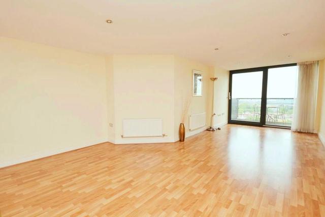  Image of 2 bedroom Property to rent in Kingsway London N12 at North Finchley, N12 0EN