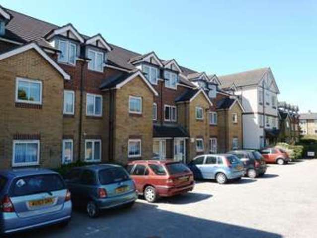  Image of 1 bedroom Retirement Property for sale in Chingford Mount Road London E4 at Chingford Mount Road  Chingford, E4 8LL