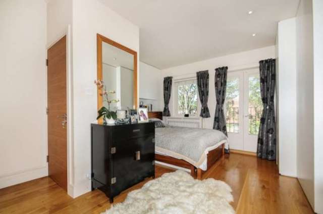  Image of 4 bedroom Terraced house for sale in Lance Road Harrow HA1 at Lance Road  West Harrow, HA1 4BL