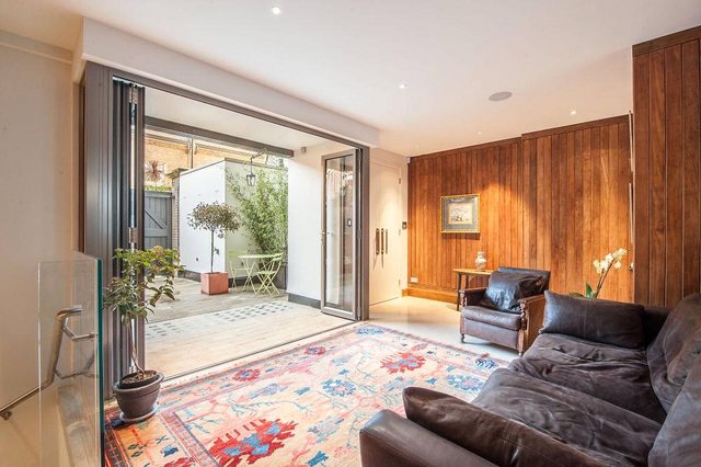  Image of 4 bedroom Maisonette for sale in Lansdowne Road London W11 at Lansdowne House  Lansdowne Road, W11 3LP