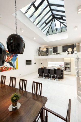  Image of 4 bedroom Maisonette for sale in Lansdowne Road London W11 at Lansdowne House  Lansdowne Road, W11 3LP