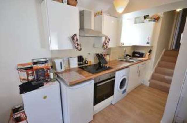  Image of 1 bedroom Flat to rent in Lansdowne Road Bournemouth BH1 at 15 - 19 Lansdowne Road  Bournemouth, BH1 1RZ