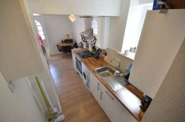  Image of 1 bedroom Flat to rent in Lansdowne Road Bournemouth BH1 at 15 - 19 Lansdowne Road  Bournemouth, BH1 1RZ