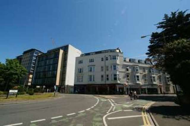  Image of 1 bedroom Flat to rent in Lansdowne Road Bournemouth BH1 at 15 - 19 Lansdowne Road  Bournemouth, BH1 1RZ