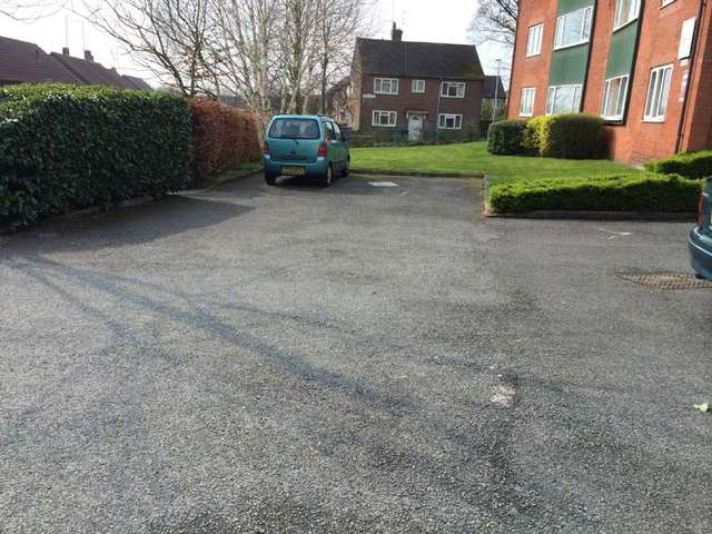  Image of 2 bedroom Apartment to rent in Caldbeck Drive Middleton Manchester M24 at Manchester, M24 5RS