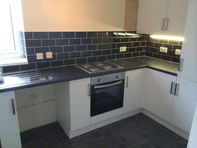 Image of 2 bedroom Apartment to rent in Caldbeck Drive Middleton Manchester M24 at Manchester, M24 5RS