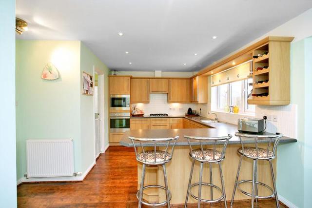  Image of 4 bedroom Detached house to rent in De La Roux Drive Oldmeldrum Inverurie AB51 at Oldmeldrum Aberdeenshire Aberdeenshire, AB51 0PJ