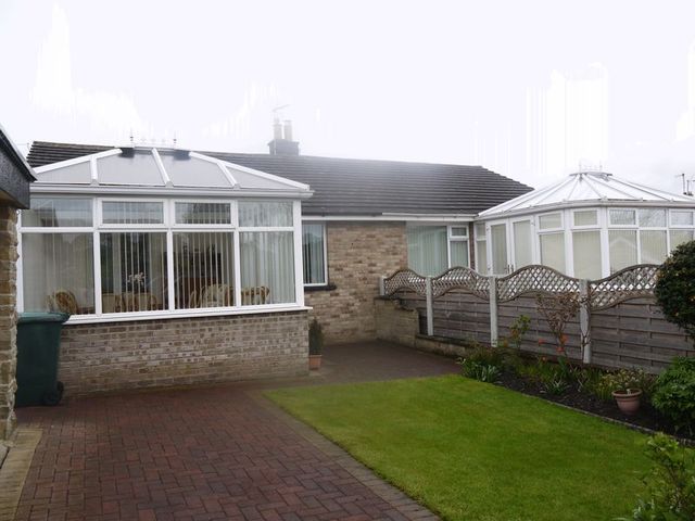  Image of 2 bedroom Detached house for sale in Leaventhorpe Way Bradford BD8 at Leaventhorpe Way Fairweather Green Bradford, BD8 0EQ