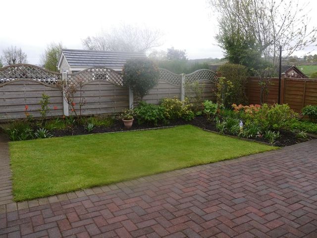  Image of 2 bedroom Detached house for sale in Leaventhorpe Way Bradford BD8 at Leaventhorpe Way Fairweather Green Bradford, BD8 0EQ