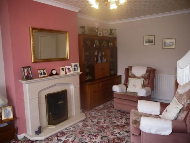  Image of 2 bedroom Detached house for sale in Leaventhorpe Way Bradford BD8 at Leaventhorpe Way Fairweather Green Bradford, BD8 0EQ