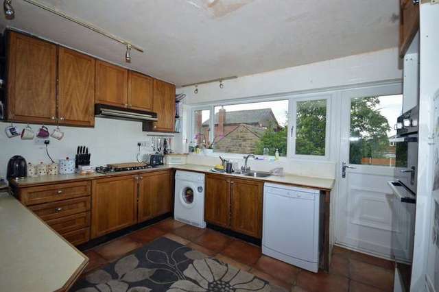  Image of 3 bedroom Detached house for sale in Leeds Road Outwood Wakefield WF1 at Lofthouse Wakefield West Yorkshire, WF1 2LU