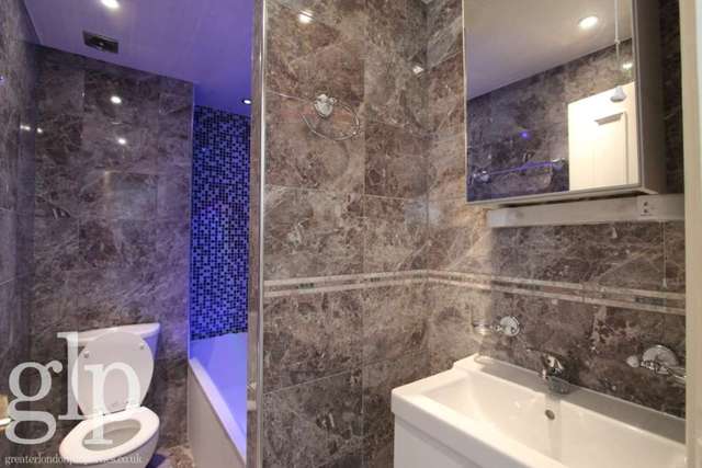  Image of 2 bedroom Apartment to rent in Leinster Square London W2 at Leinster Square Paddington London, W2 4NQ