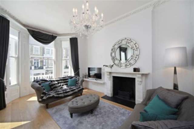  Image of 2 bedroom Flat to rent in Lexham Gardens London W8 at London, W8 6JE