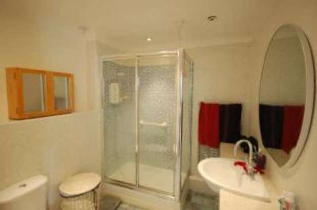  Image of 1 bedroom Flat for sale in Linden Court Linden Chase Uckfield TN22 at Linden Chase Uckfield Uckfield, TN22 1EU