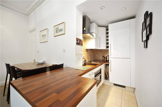  Image of 1 bedroom Ground Flat for sale in Linden Gardens London W2 at Linden Gardens  London, W2 4HD