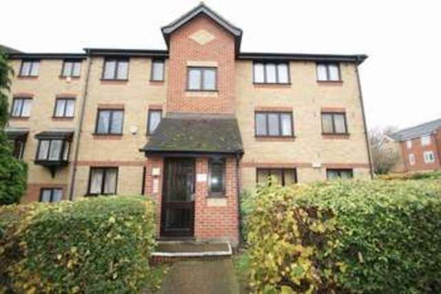  Image of Flat for sale in Linnet Way Purfleet RM19 at Linnet Way  Purfleet, RM19 1TX