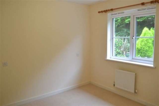  Image of 3 bedroom Detached house to rent in Catchfrench Crescent Liskeard PL14 at Liskeard, PL14 3FB