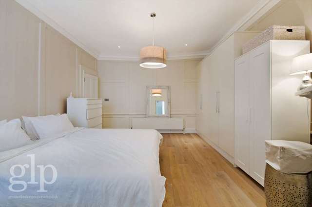  Image of 1 bedroom Apartment to rent in Litchfield Street London WC2H at Litchfield Street Covent Garden London, WC2H 9NJ