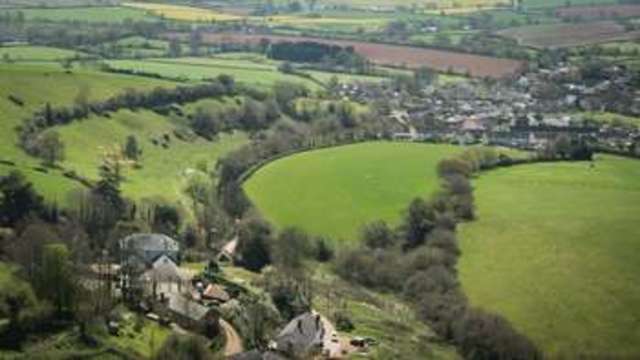 Image of 3 bedroom Detached house for sale in Silverton Exeter EX5 at Silverton Exeter, EX5 4JT