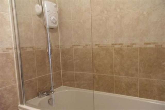  Image of 2 bedroom Flat to rent in Loancroft Gate Uddingston Glasgow G71 at Glasgow, G71 7HN