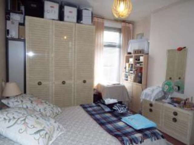  Image of 3 bedroom Flat for sale in High Road Leytonstone London E11 at London  Leytonstone, E11 3AJ