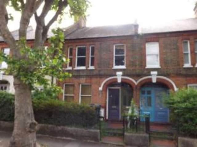  Image of 2 bedroom Flat for sale in Chewton Road London E17 at London  Blackhorse Road, E17 7DW