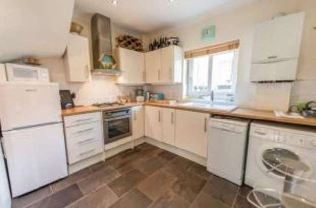  Image of 2 bedroom End of Terrace for sale in Sheen Lane London SW14 at London  Mortlake, SW14 8AE