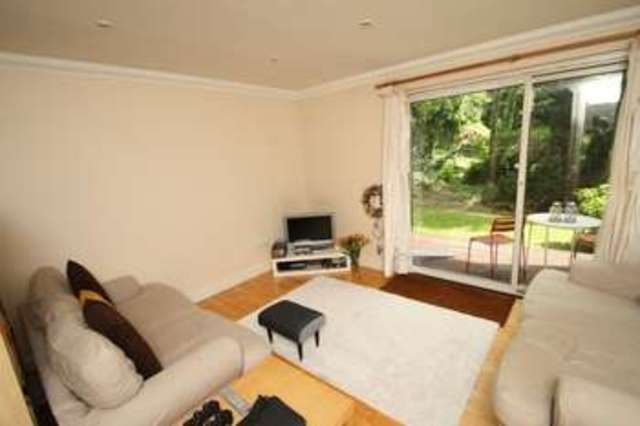  Image of 2 bedroom Flat for sale in London Road High Wycombe HP11 at London Road  High Wycombe, HP11 1EW