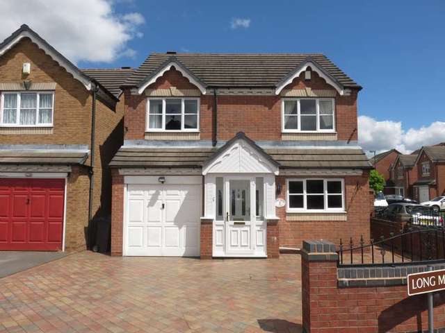  Image of 4 bedroom Detached house for sale in Long Mynd Close Willenhall WV12 at Willenhall, WV12 5FL