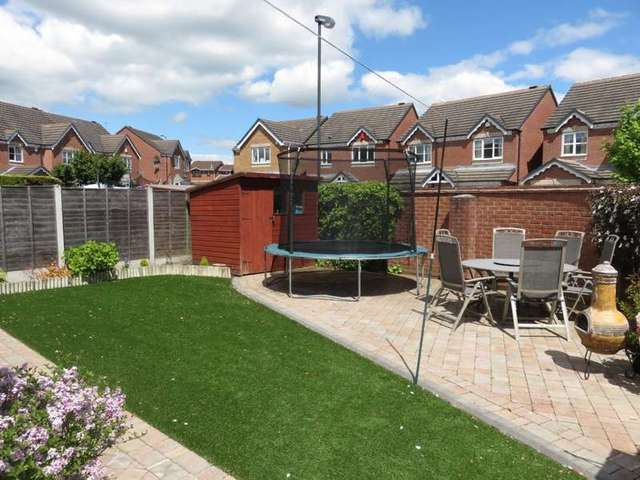  Image of 4 bedroom Detached house for sale in Long Mynd Close Willenhall WV12 at Willenhall, WV12 5FL