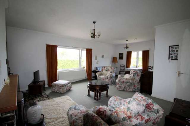 Image of 3 bedroom Bungalow for sale in Longfield Lutton Ivybridge PL21 at Longfield Lutton Ivybridge, PL21 9SN