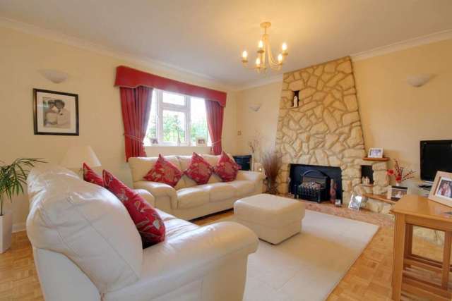  Image of 4 bedroom Detached house for sale in Longfield Hemel Hempstead HP3 at Longfield Leverstock Green Hemel Hempstead, HP3 8HN