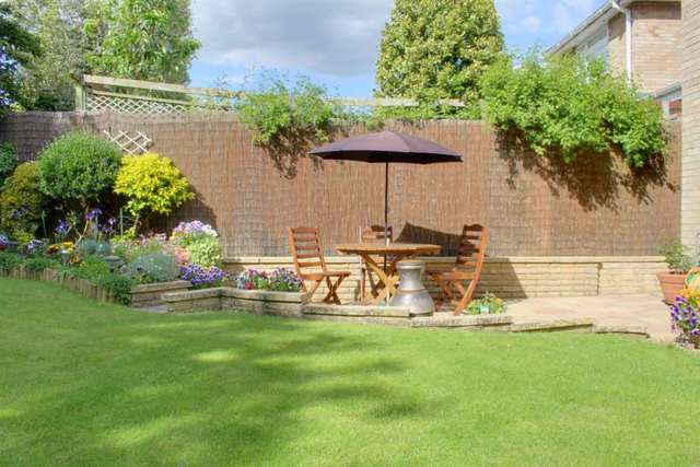  Image of 4 bedroom Detached house for sale in Longfield Hemel Hempstead HP3 at Longfield Leverstock Green Hemel Hempstead, HP3 8HN